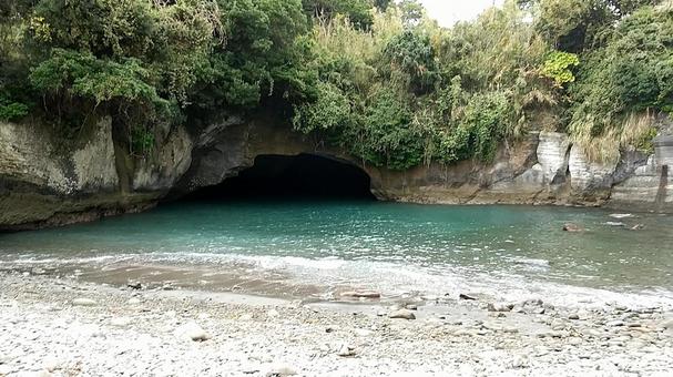 静岡県・天窓洞東口 静岡県・天窓洞東口の写真