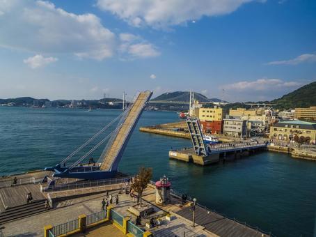 【福岡県】北九州市・門司の街並み ブルーウィングもじ,門司,関門海峡の写真素材