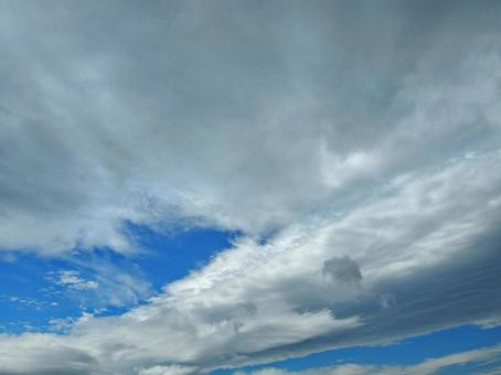 かっこいい雲 かっこいい雲 水色,白色,すっきりの写真素材