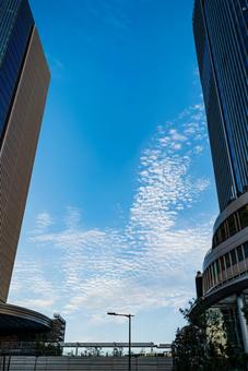都会の高層ビルと青空4 高層ビル,オフィスビル,商業施設の写真素材