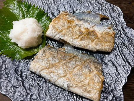 タチウオの塩焼き タチウオ,太刀魚,塩焼きの写真素材