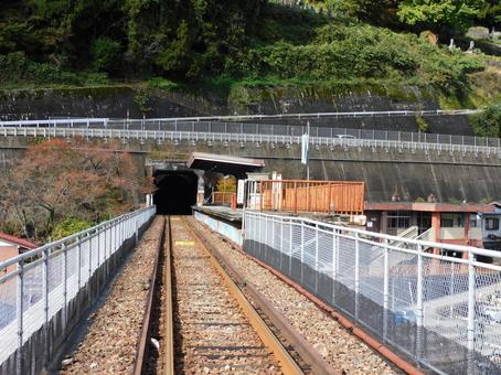 線路と駅 駅,線路,鉄道の写真素材