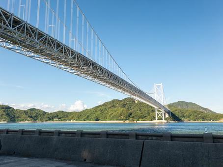 因島大橋 因島大橋,青空,尾道市の写真素材