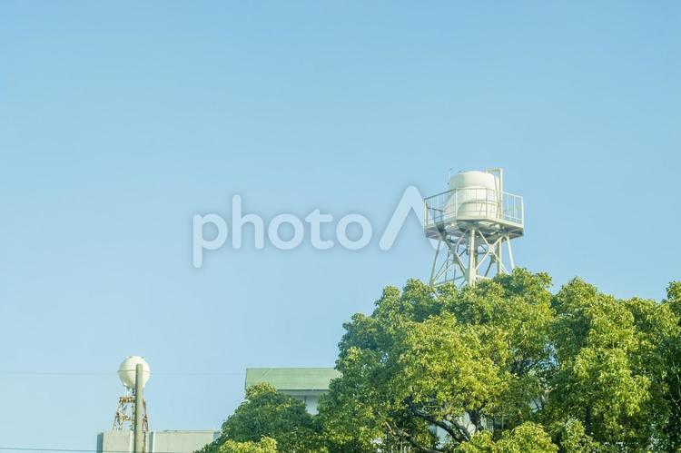 青空と給水塔 空,青空,晴れの写真素材