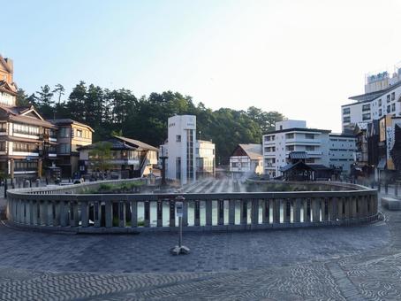 草津温泉 湯畑 草津温泉 湯畑 草津温泉,湯畑,温泉広場側の写真素材