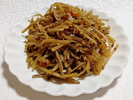 きんぴらごぼう きんぴらごぼう,和食,料理の写真素材