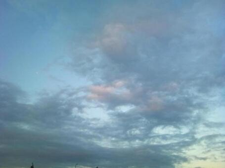 夕暮れ時の空 夕暮れ時の空の写真