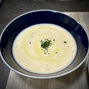 じゃがいもポタージュ ポタージュ,旦那飯,男の料理の写真素材