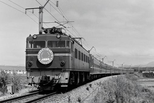 ED76形けん引甲子園応援団臨時列車 ED76形けん引甲子園応援団臨時列車の写真