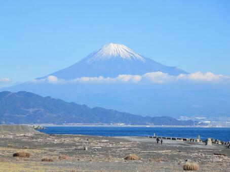 三保の松原から見た富士山 富士山,海,波の写真素材