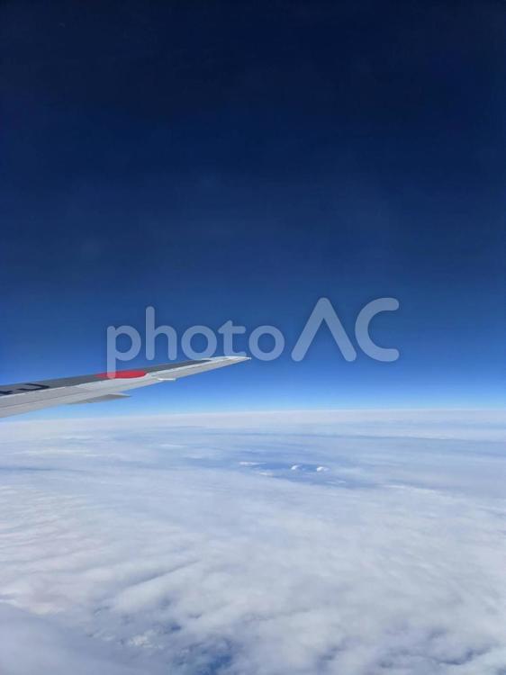 雲海　翼と 雲海,空,雲の写真素材