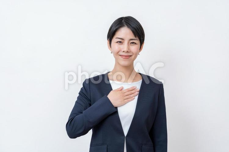 信頼のビジネスパーソンの女性。 信頼,安心,女性の写真素材