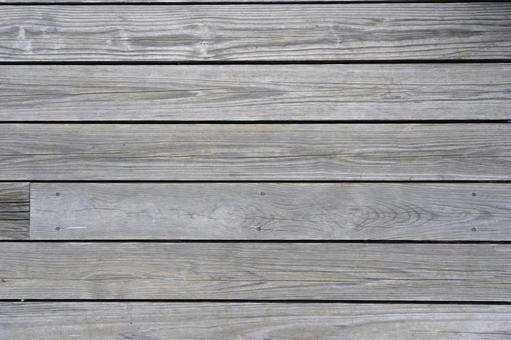 グレイッシュなウッドデッキ 木材,ウッドデッキ,板張りの写真素材