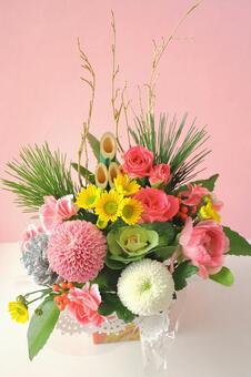 お正月のフラワーアレンジメント フラワーアレンジ,正月,花の写真素材