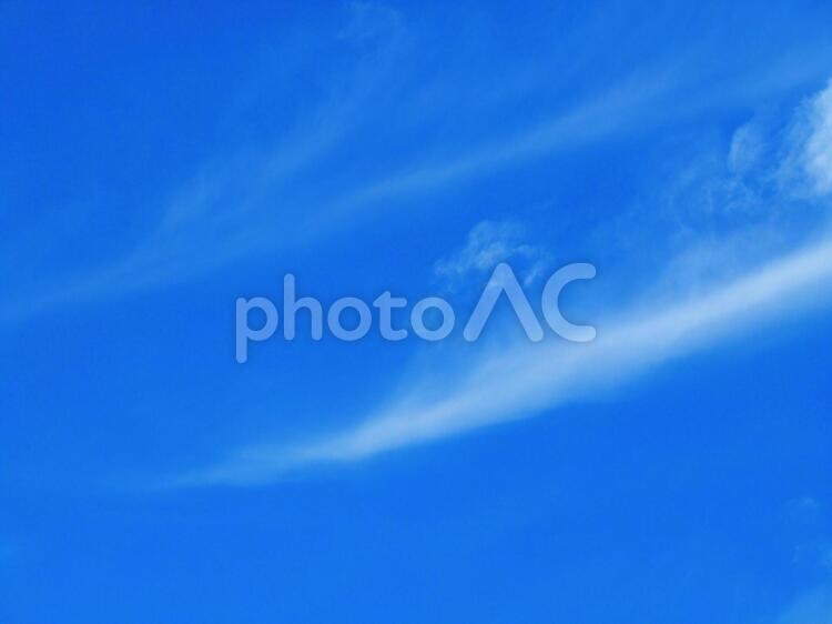 秋の空のイメージ 秋,空,青空の写真素材