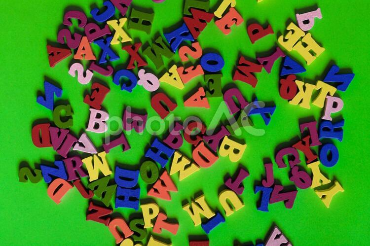 英語のアルファベットのパーツ 英語,単語,壁紙の写真素材