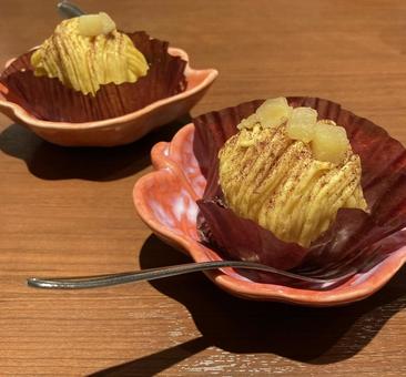 さつまいものモンブラン二人分 秋,食事,さつまいもの写真素材