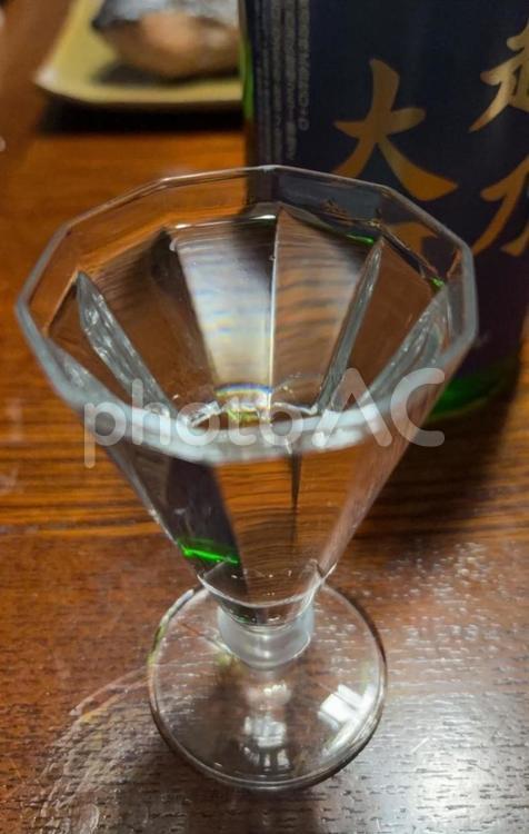 R7.01.28　大吟醸越乃大河のグラス 日本酒,大吟醸,越乃大河の写真素材