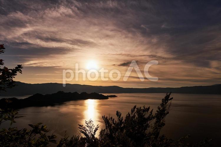青森　十和田湖　夕焼け ネイチャー,癒し,アウトドアの写真素材