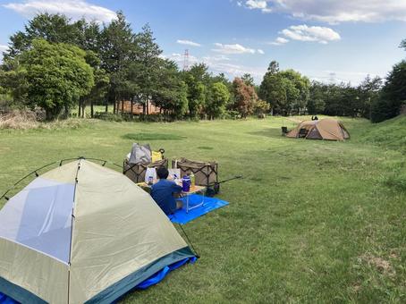 キャンプとテント キャンプとテント キャンプ,アウトドア,テントの写真素材