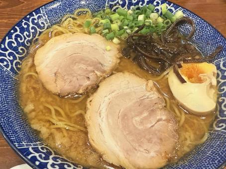 豚骨ラーメン 豚骨ラーメンの写真