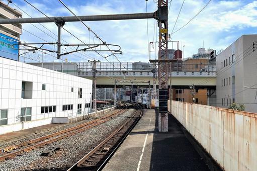 線路と高速道路の交差_JR天満_711C 天満,線路,高速道路の写真素材