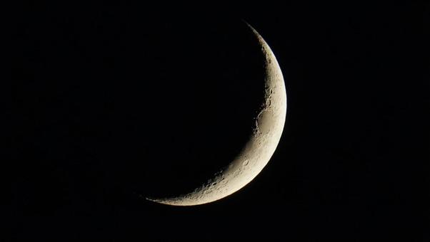 Moon 2025.7.28 Lunar age 3.3, JPG Moon 2025.7.28 Lunar age 3.3, JPG