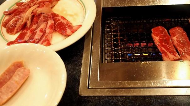 焼き肉・焼くの写真