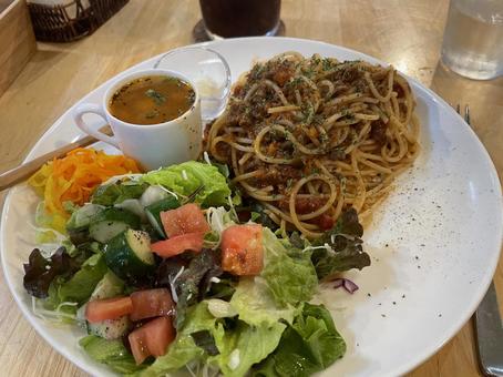 ワンプレートランチ スパゲティ,パスタランチ,サラダ付きランチの写真素材