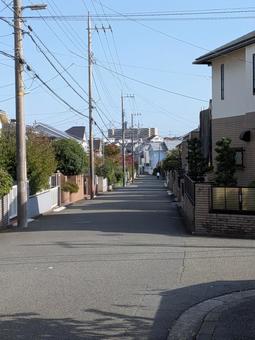 立冬の日の昼過ぎの横浜市青葉区の住宅街 神奈川県横浜市青葉区,住居専用地区,住宅地の写真素材