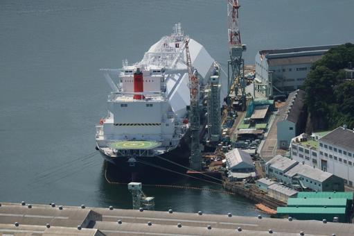 港湾施設のLNGタンカー 船,lngタンカー,液化天然ガス船の写真素材