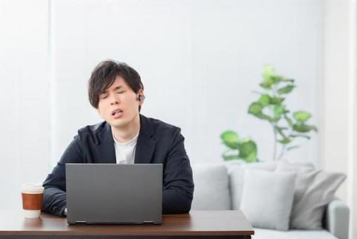 Image of a businessman operating a personal computer, عمل, إجهاد, الرقبة شديدة, JPG