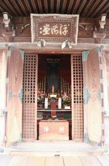 堅田の浮御堂 堂内 堅田の浮御堂 堂内 琵琶湖,浮御堂,堅田の写真素材