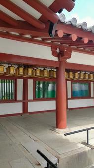 四天王寺の通路風景 四天王寺の通路風景 四天王寺,通路,風景の写真素材