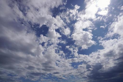 雨上がりの空(晴れ間)01 雨上がりの空(晴れ間)01の写真