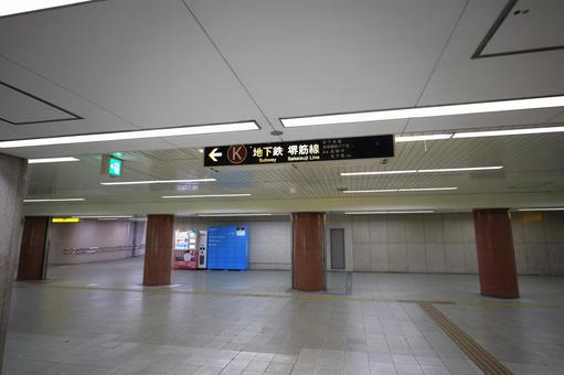 地下道堺筋線入口 地下道堺筋線入口 大阪市,交通,地下鉄の写真素材