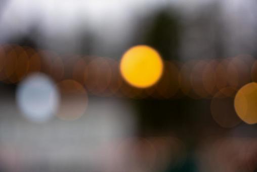 幻想的な光の玉ボケ背景 光,ボケ,玉ボケの写真素材