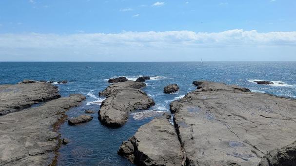 江ノ島の岩場 江ノ島の岩場 江の島,江ノ島,岩場の写真素材