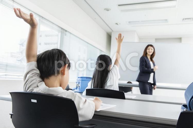 学習塾の講師　cram school 塾,学習塾,習い事の写真素材