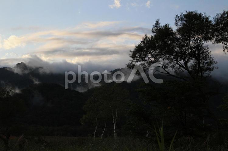 山の夕暮れ 山,尾瀬,自然の写真素材