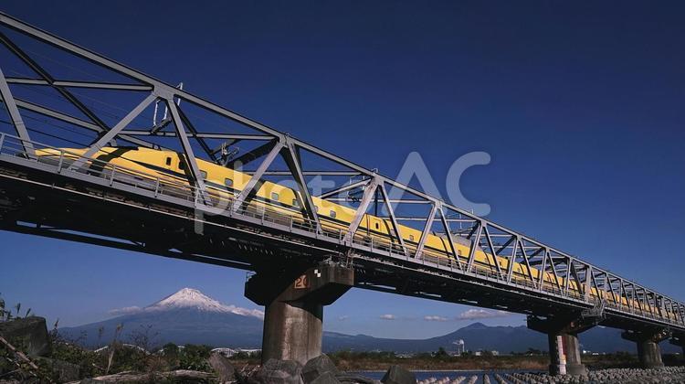 ドクターイエローのラストラン① ドクターイエロー,新幹線,ラストランの写真素材