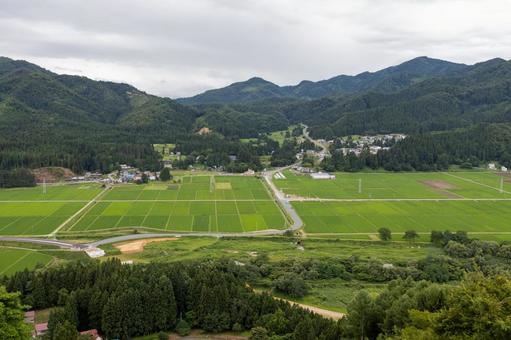 日本の原風景と豊かな緑に包まれた田園 日本の原風景と豊かな緑に包まれた田園 日本,原風景,田園の写真素材