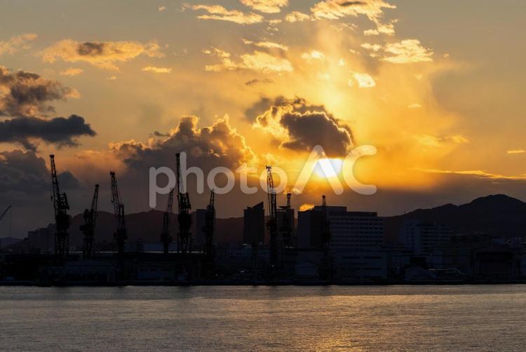 夕暮れ 夕暮れ,夕景,神戸港の写真素材