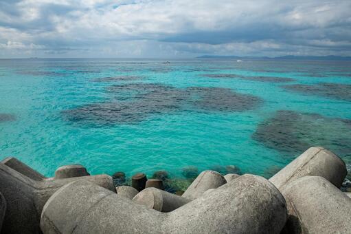 Nishihama Beach on Hateruma Island, JPG