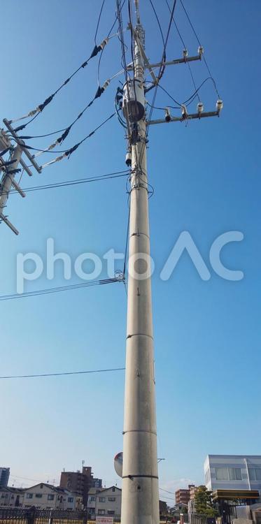 電柱-福岡県 篠栗町 電柱,電線,町中の写真素材