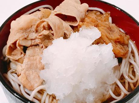 肉なめ茸おろし蕎麦 肉なめ茸おろし蕎麦,なめ茸おろし蕎麦,なめ茸大根おろし蕎麦の写真素材