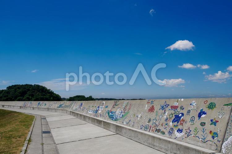 代ヶ崎浜の風景⑾ 広場,護岸,防波堤の写真素材