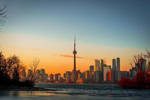 Frozen lake and Toronto skyline, JPG