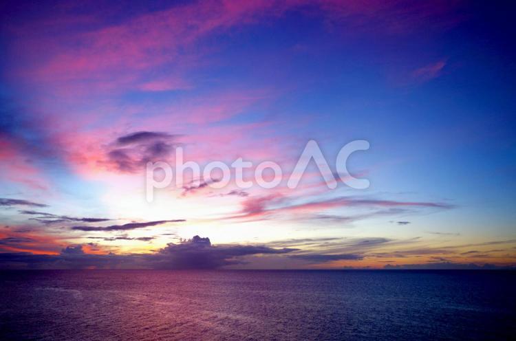 夕暮れ 自然,景色,風景の写真素材