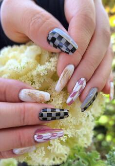 和ネイル 和ネイル,市松模様,矢絣の写真素材